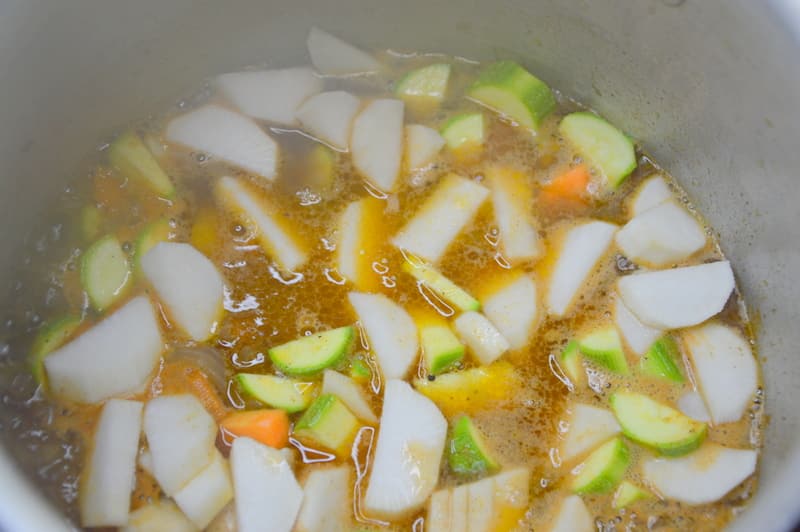 Easy Chicken & Rice Soup Recipe