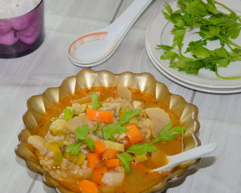 Easy Chicken & Rice Soup Recipe